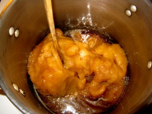 Honey melting in a 3 gallon stockpot. For bochet making, be sure the pot is less than 1/3 full to allow for the honey expansion.